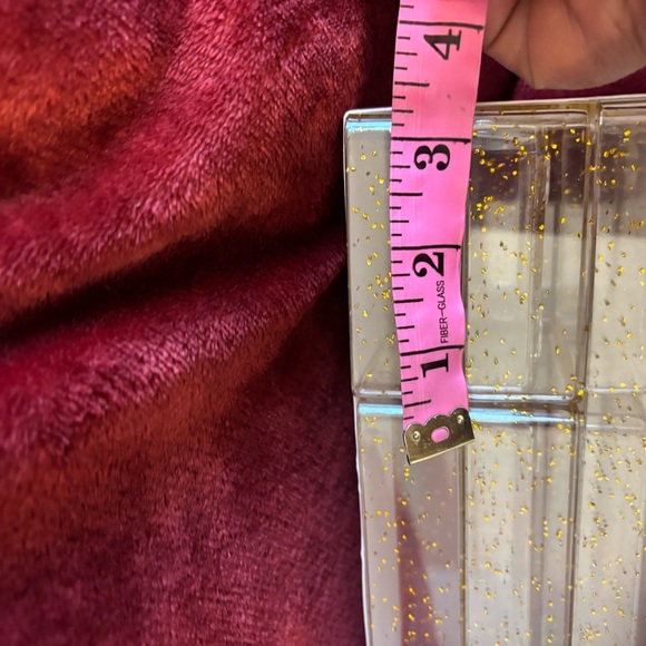 Juicy Couture Gold Makeup Organizer with Sleek Design - Picture 9 of 12